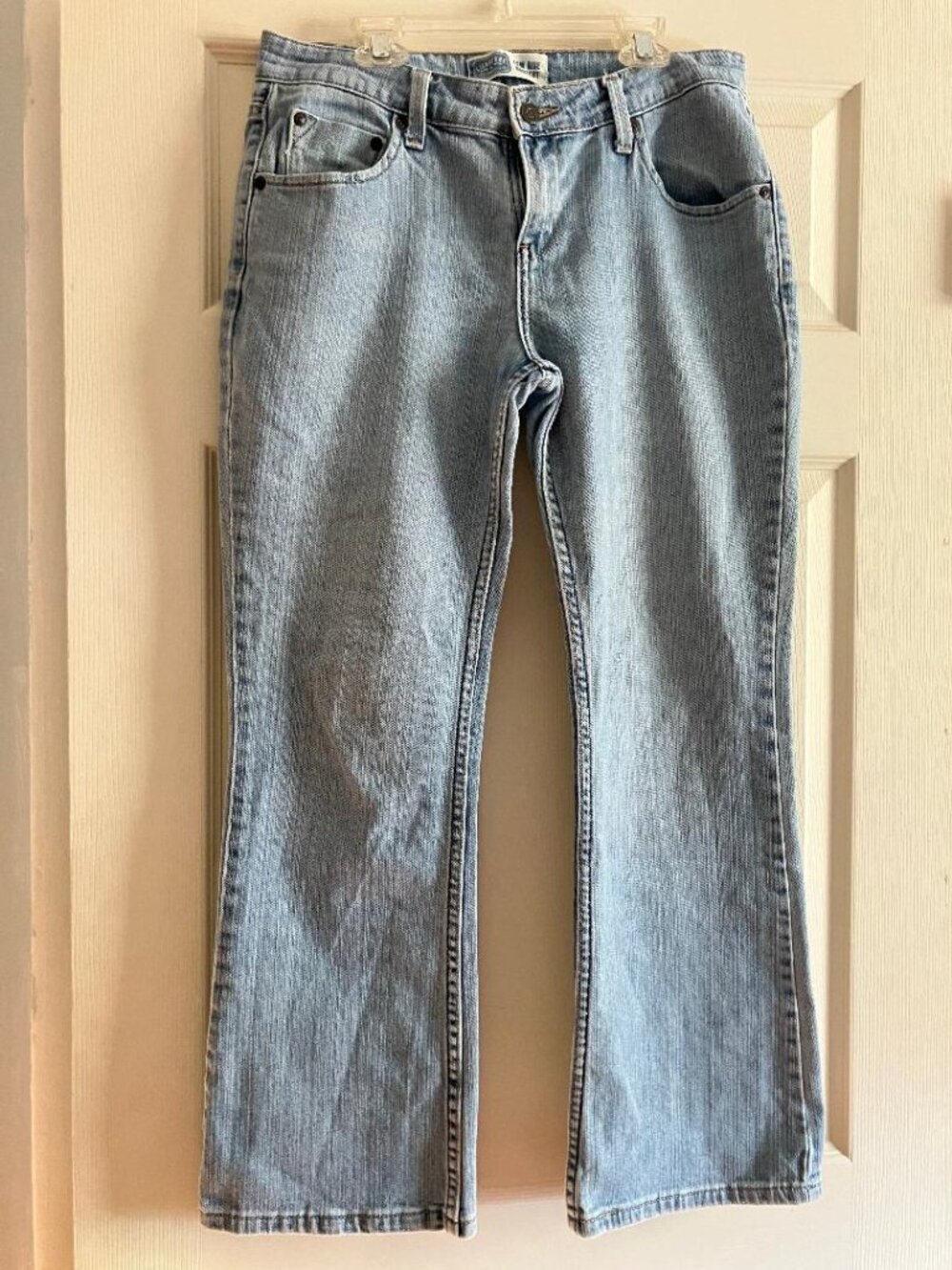 Levi's Signature Low Rise Bootcut Jeans Size 8